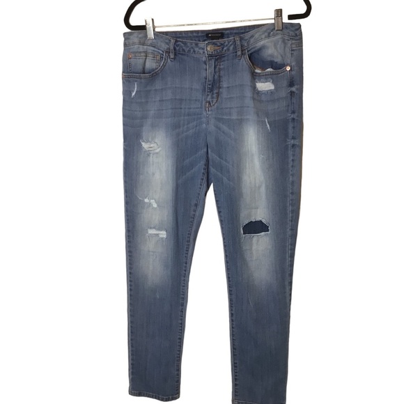 I ❤️ Ronson  Lighter Wash Distressed Straight Jeans Size 10 - Picture 1 of 10